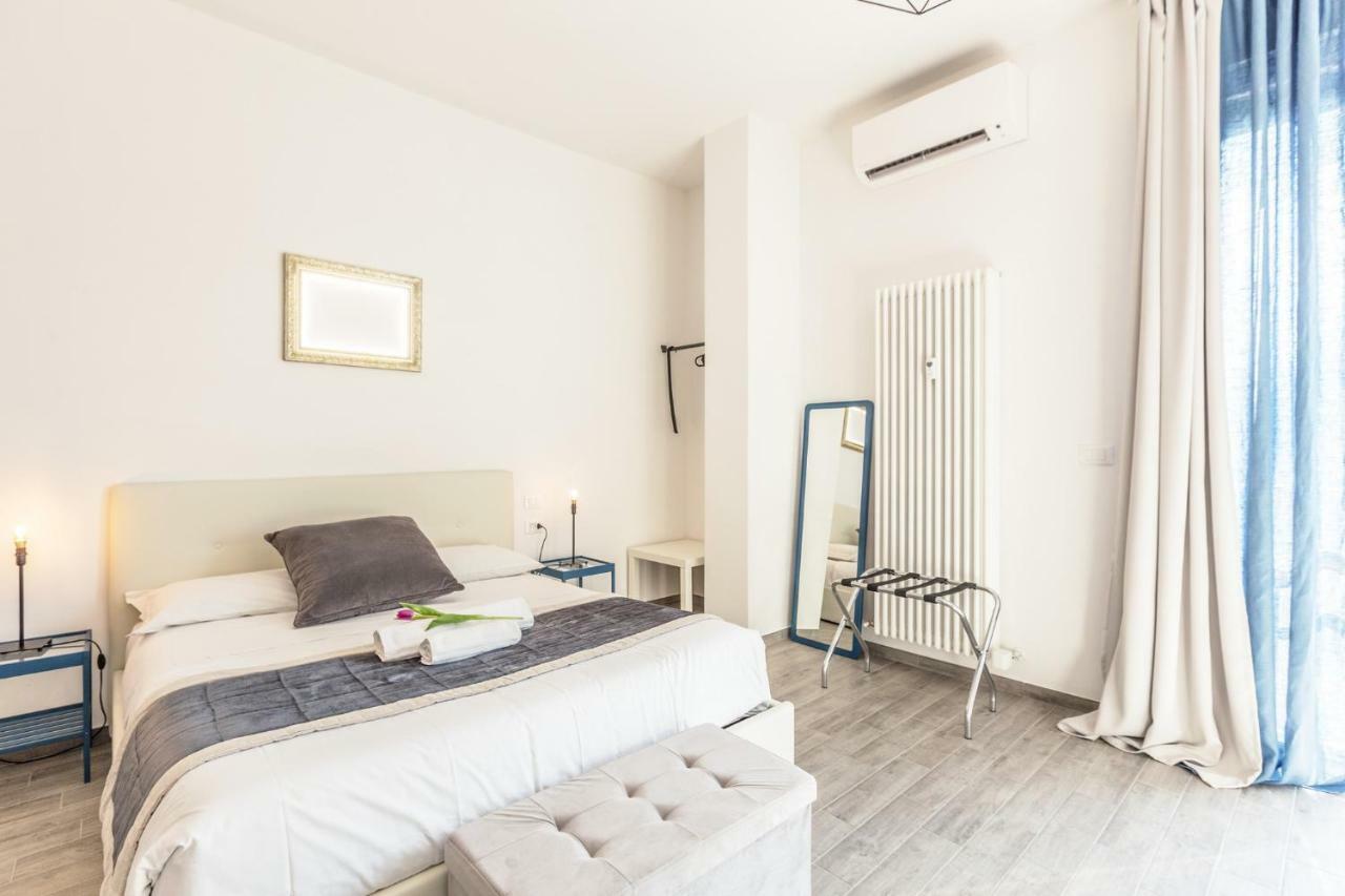 בולוניה Central City Rooms Executive Suite מראה חיצוני תמונה
