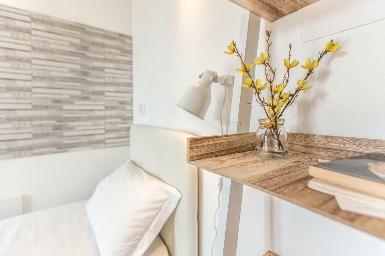 בולוניה Central City Rooms Executive Suite מראה חיצוני תמונה