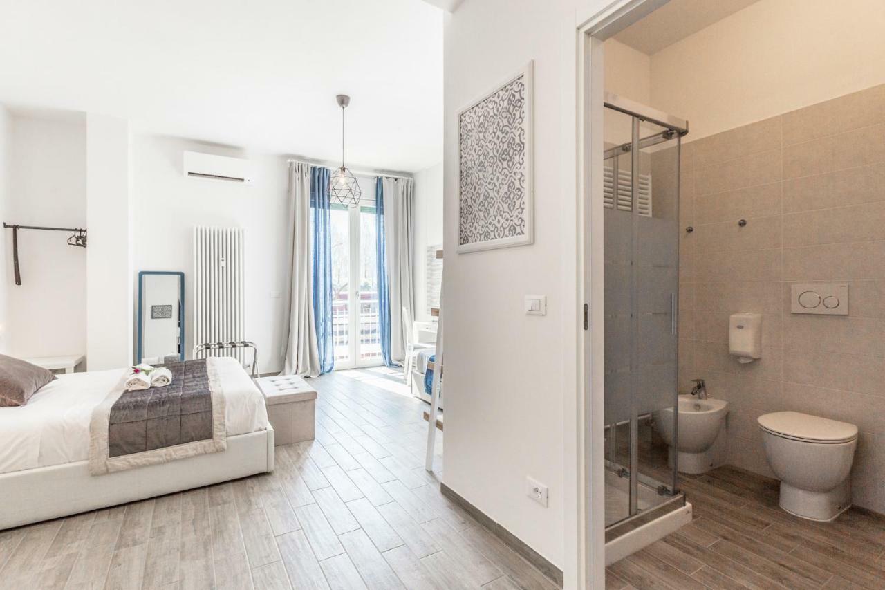 בולוניה Central City Rooms Executive Suite מראה חיצוני תמונה